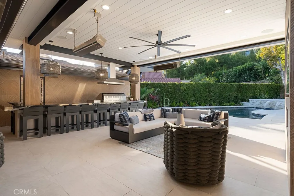 18821 Ridgeview Circle Villa Park, CA 92861
