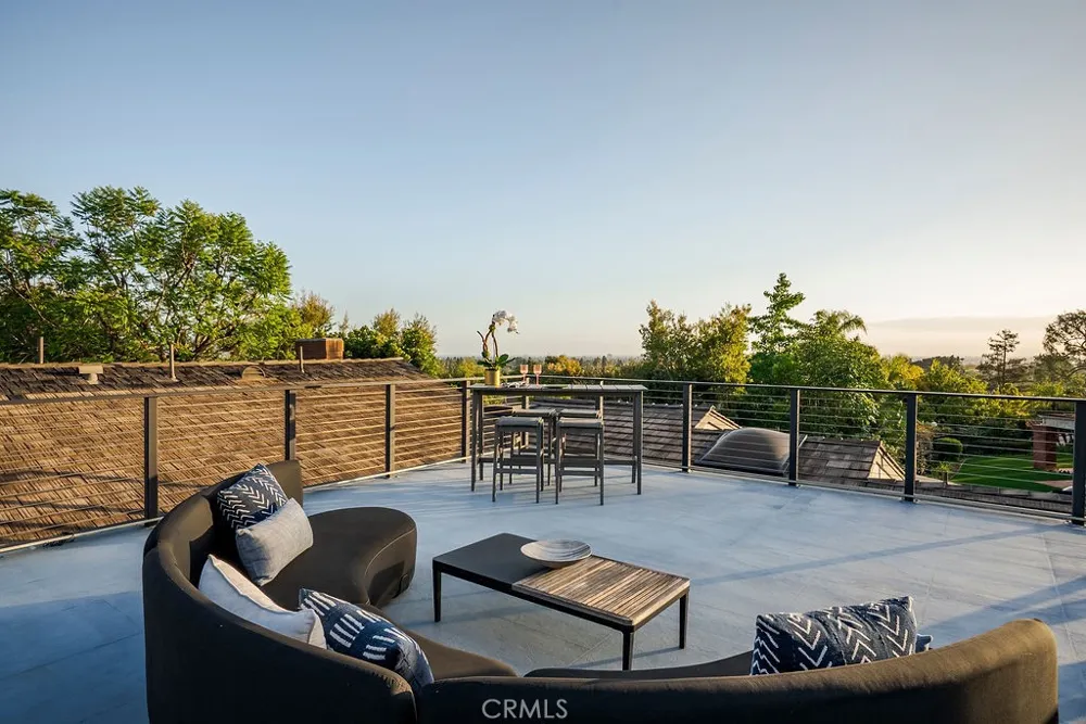 18821 Ridgeview Circle Villa Park, CA 92861