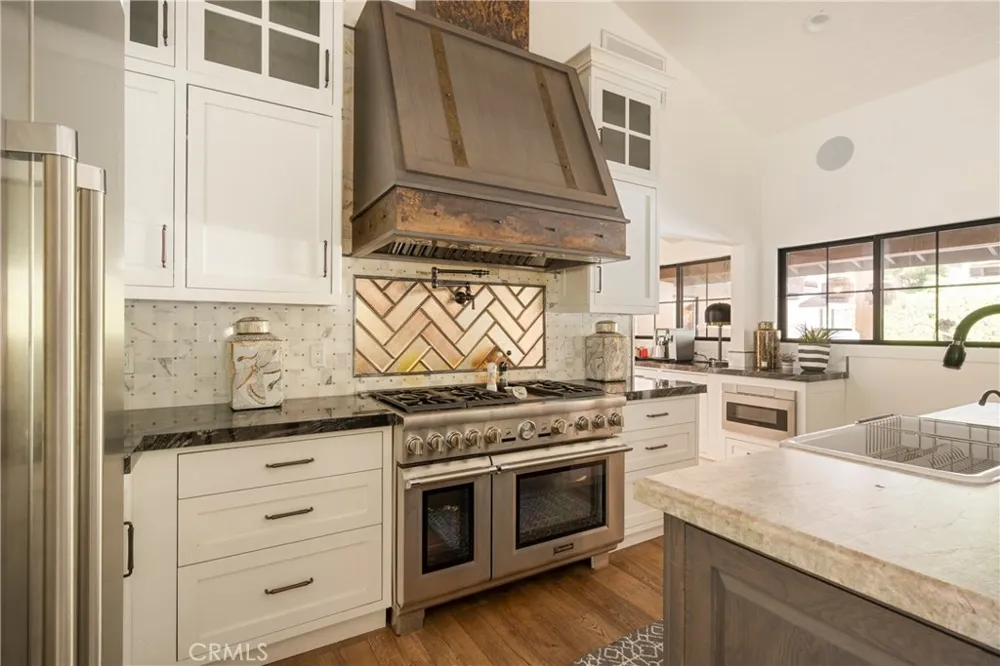 18821 Ridgeview Circle Villa Park, CA 92861