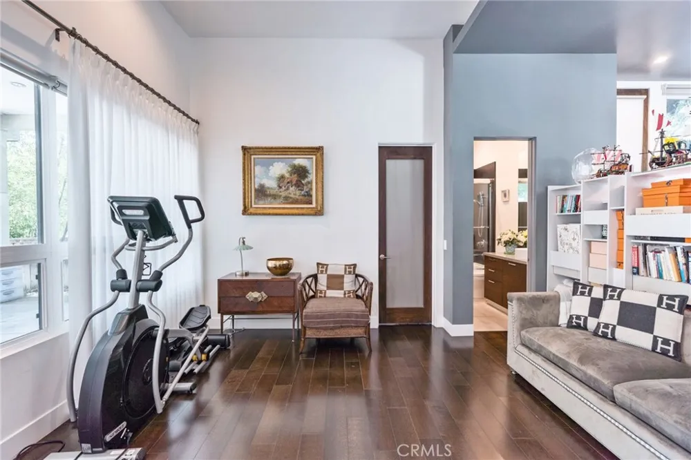 319 Camillo Road Sierra Madre, CA 91024