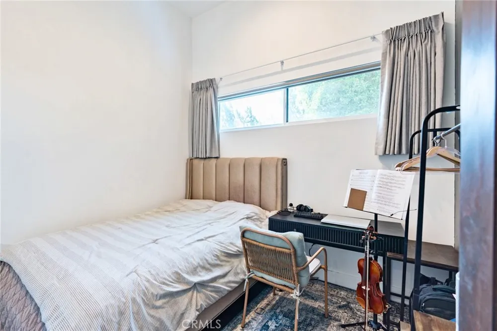 319 Camillo Road Sierra Madre, CA 91024