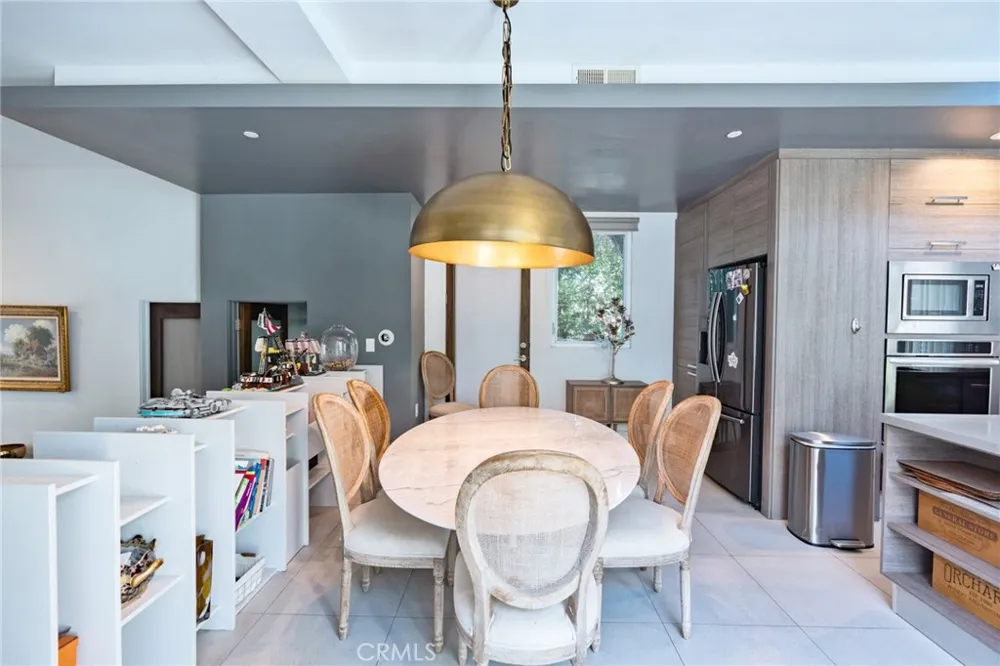 319 Camillo Road Sierra Madre, CA 91024