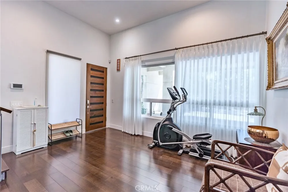 319 Camillo Road Sierra Madre, CA 91024