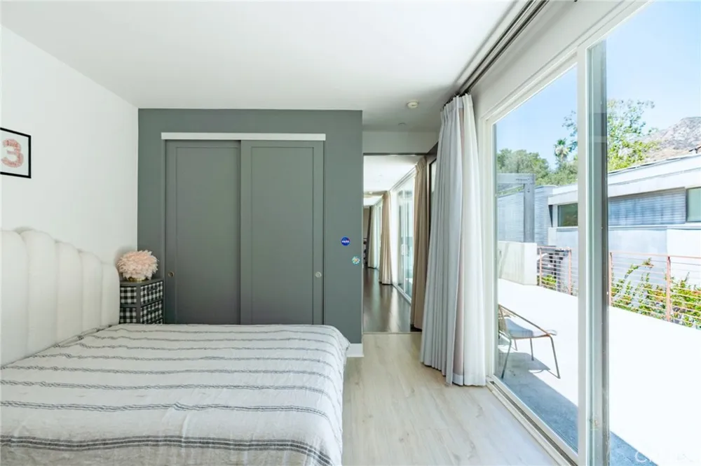 319 Camillo Road Sierra Madre, CA 91024