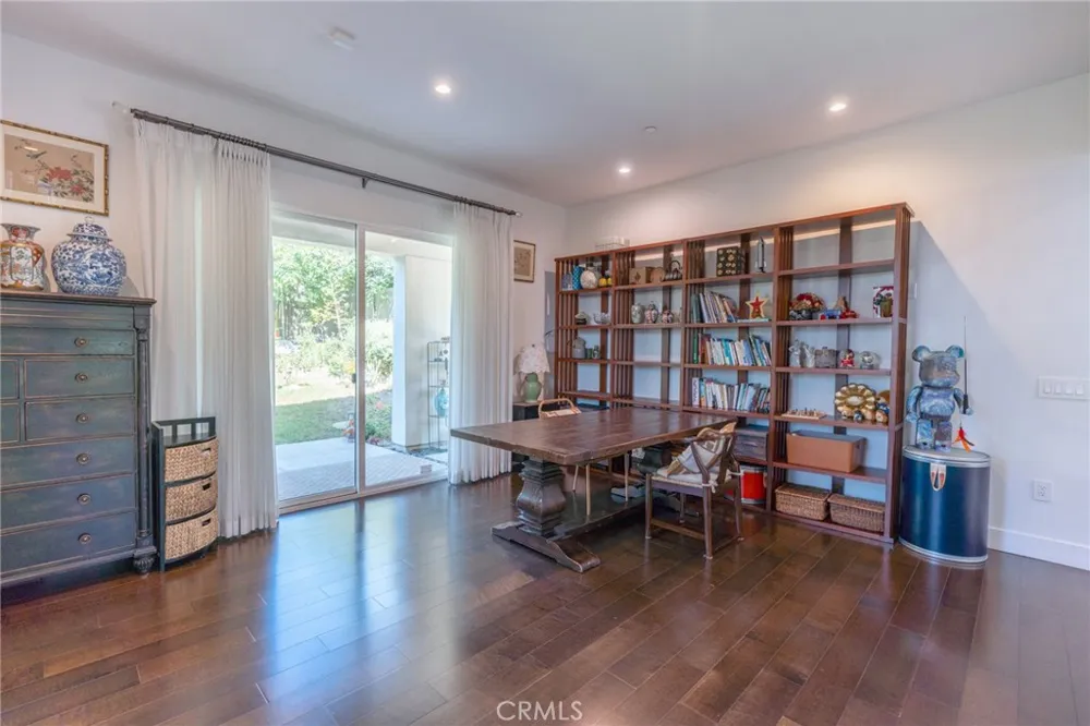 319 Camillo Road Sierra Madre, CA 91024