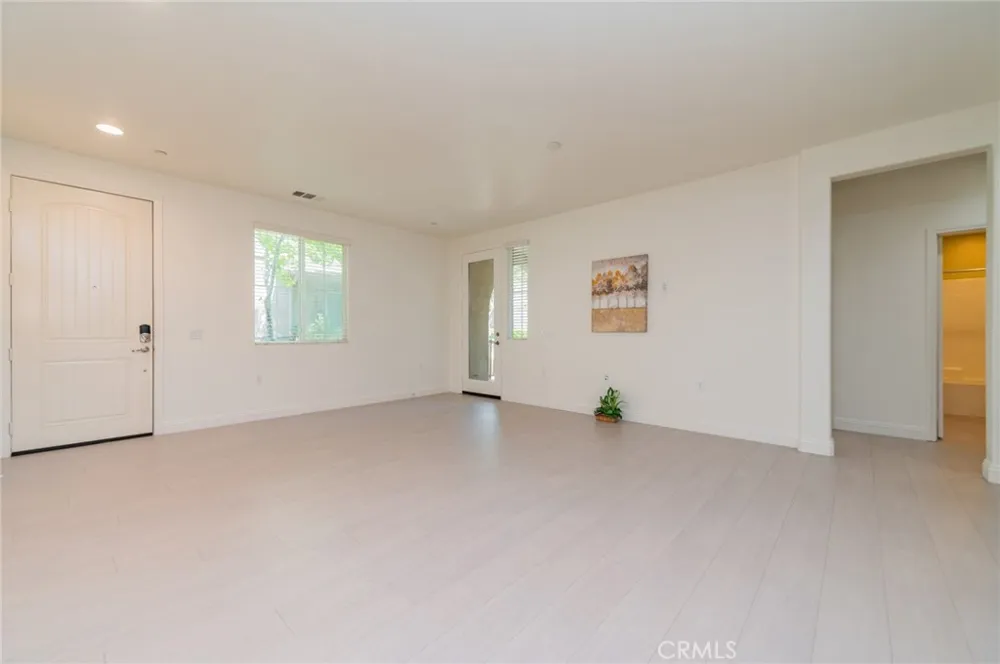 6030 Eucalyptus Chino, CA 91710