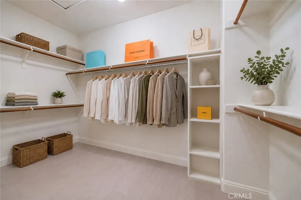 6030 Eucalyptus Chino, CA 91710