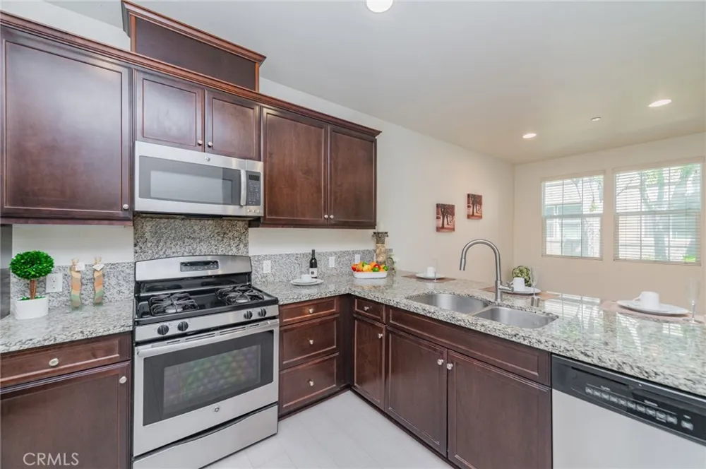 6030 Eucalyptus Chino, CA 91710