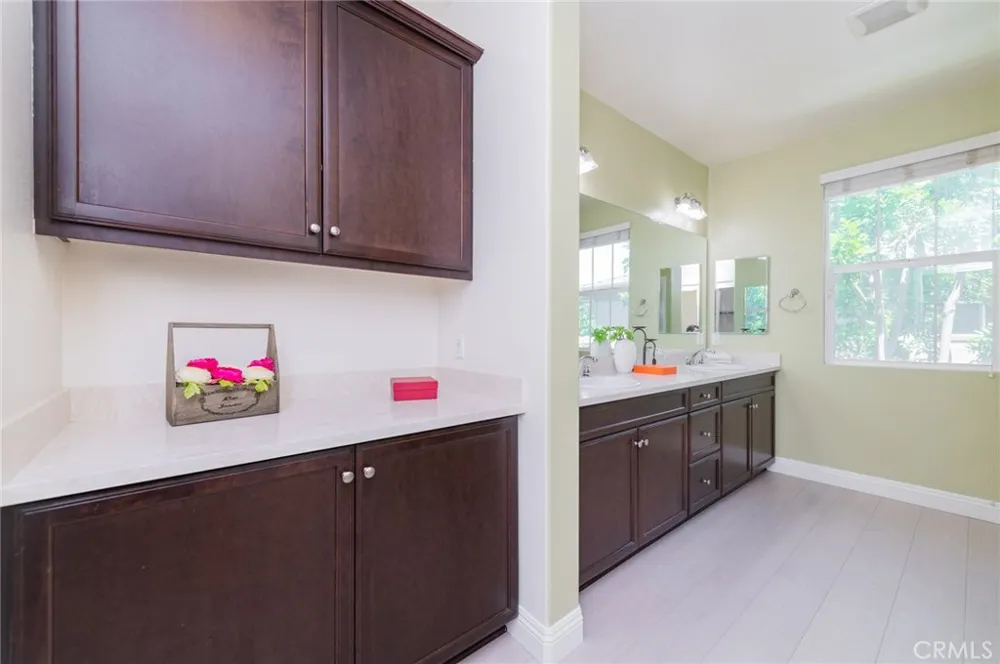 6030 Eucalyptus Chino, CA 91710