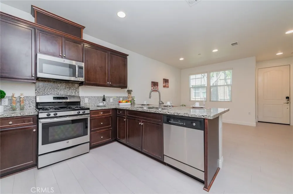 6030 Eucalyptus Chino, CA 91710