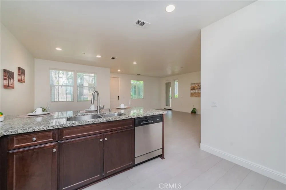 6030 Eucalyptus Chino, CA 91710