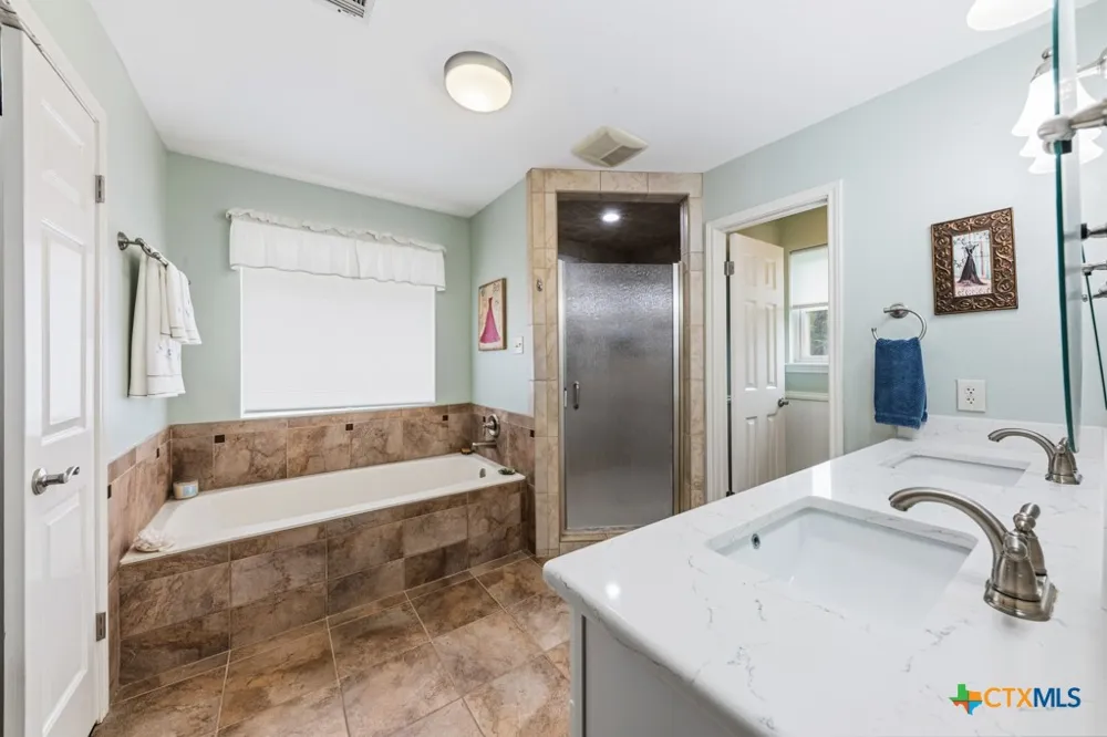 51 Hunters Point Drive New Braunfels, TX 78132