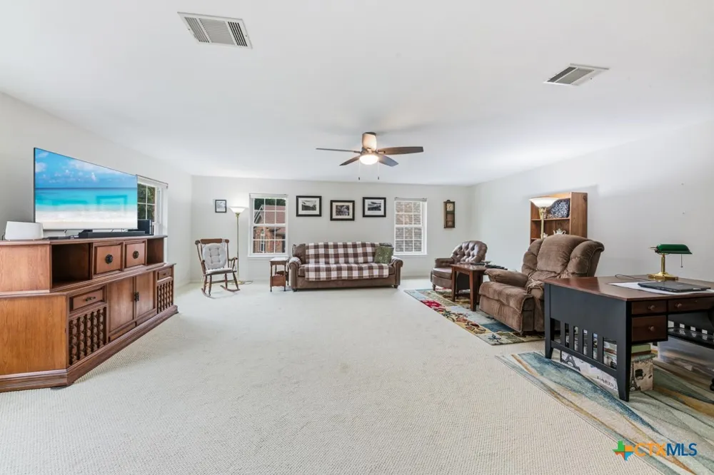 51 Hunters Point Drive New Braunfels, TX 78132