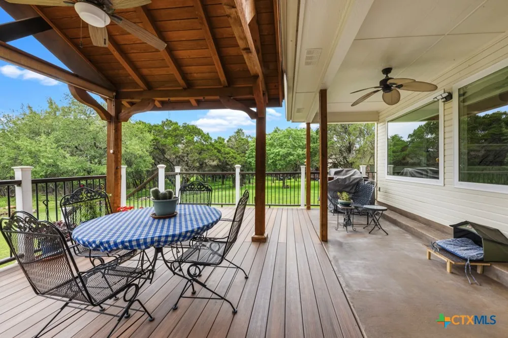 51 Hunters Point Drive New Braunfels, TX 78132