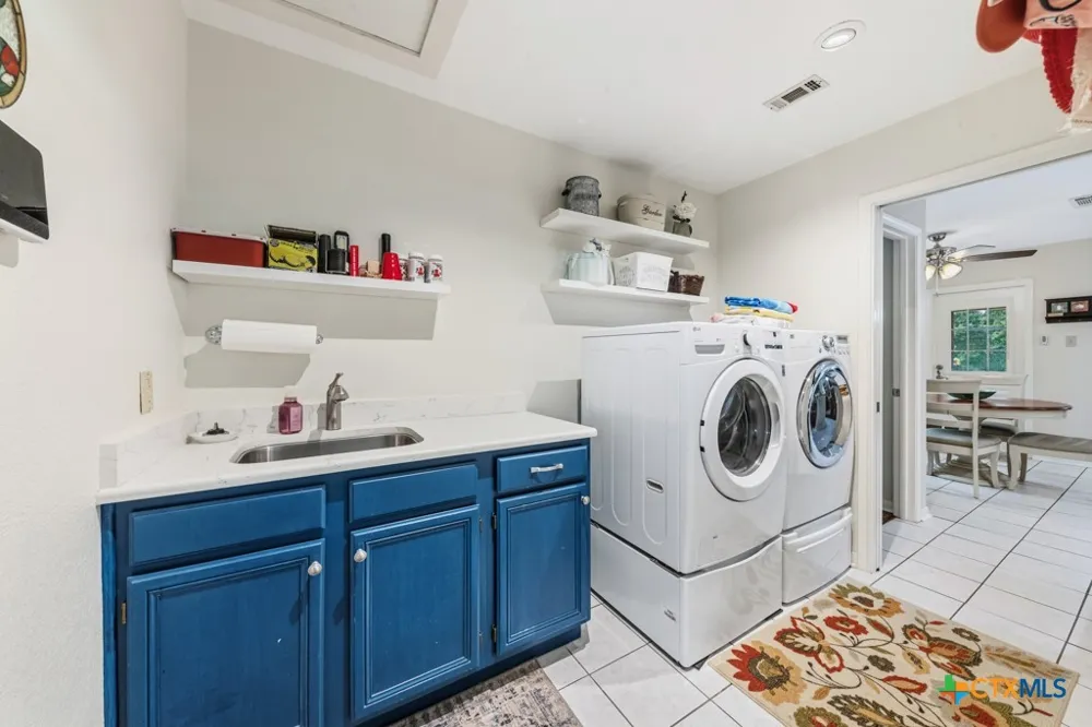51 Hunters Point Drive New Braunfels, TX 78132
