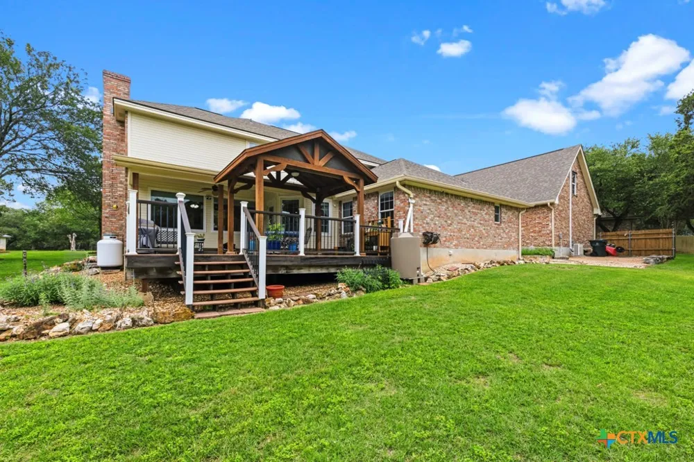 51 Hunters Point Drive New Braunfels, TX 78132
