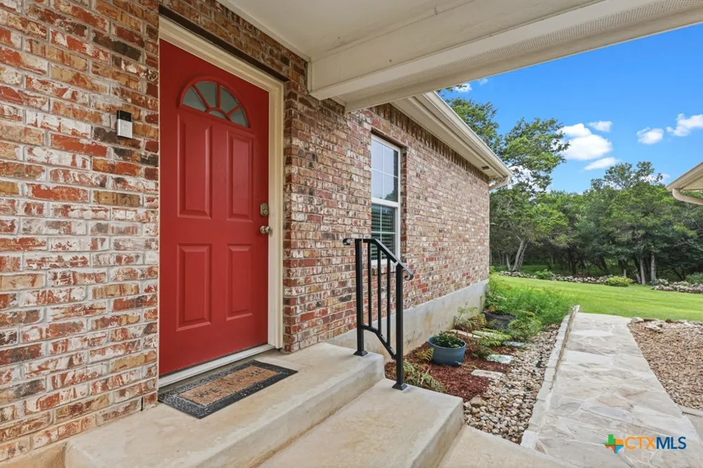 51 Hunters Point Drive New Braunfels, TX 78132