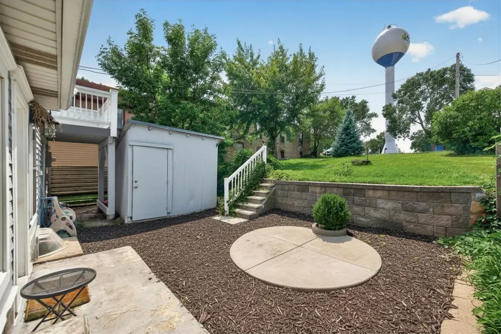 105 Paul Avenue Cologne, MN 55322