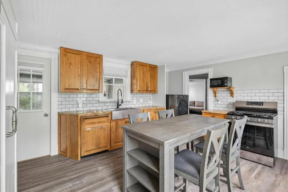 105 Paul Avenue Cologne, MN 55322