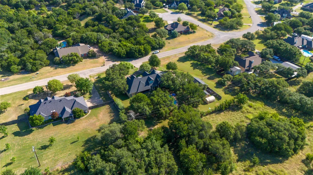 182 Lakeview Drive Aledo, TX 76008