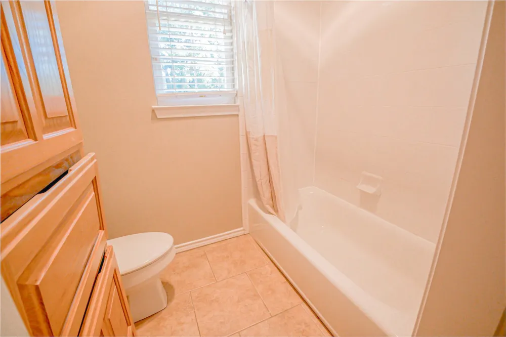 182 Lakeview Drive Aledo, TX 76008