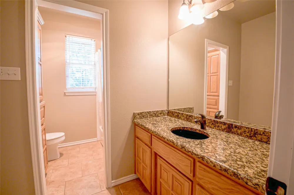 182 Lakeview Drive Aledo, TX 76008