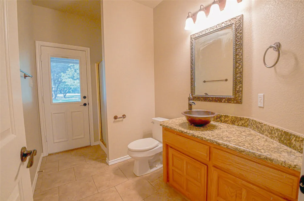 182 Lakeview Drive Aledo, TX 76008