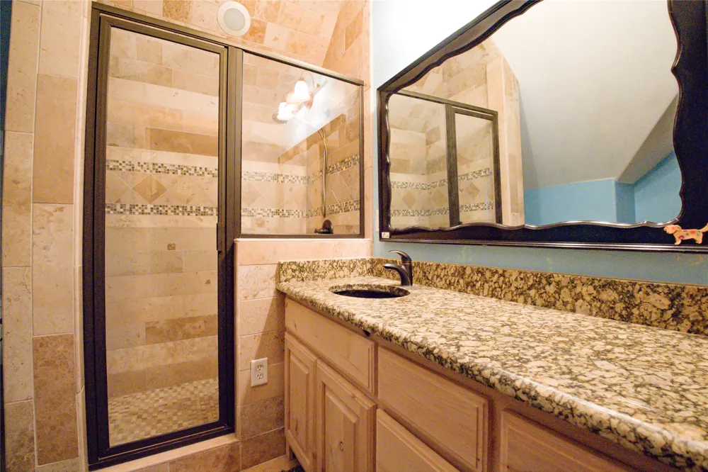 182 Lakeview Drive Aledo, TX 76008
