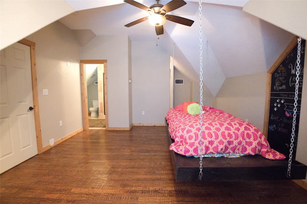 182 Lakeview Drive Aledo, TX 76008