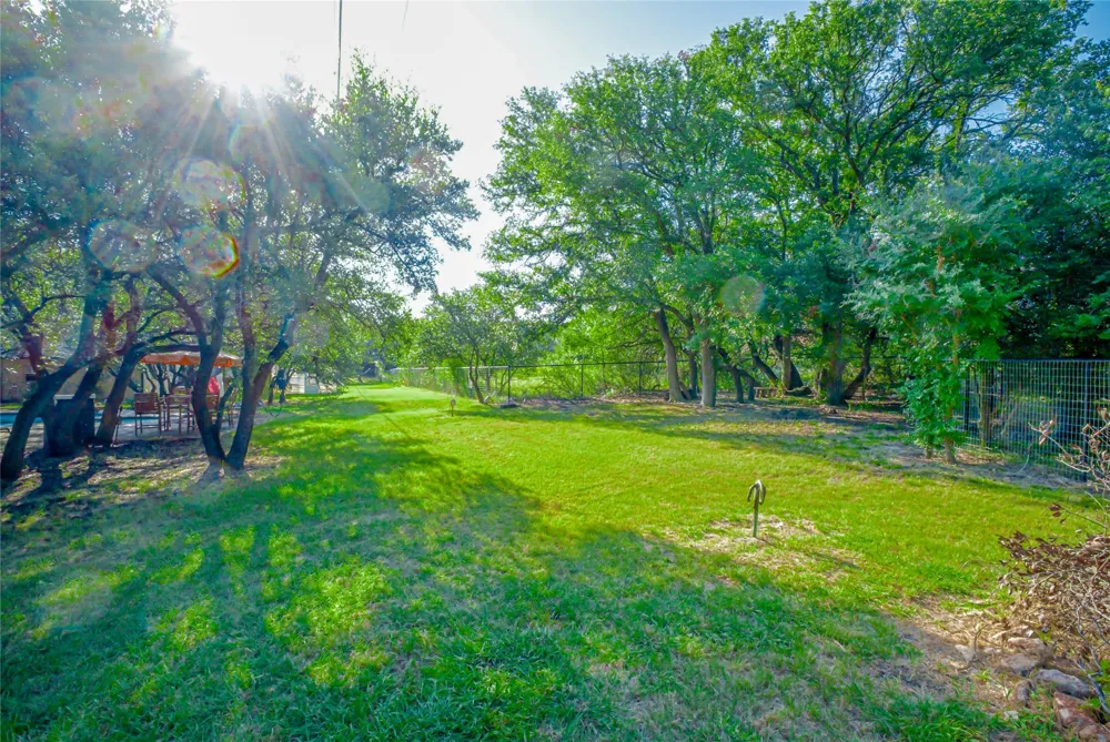 182 Lakeview Drive Aledo, TX 76008