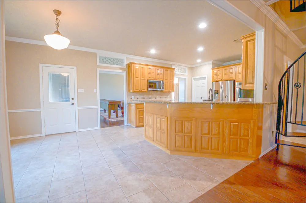 182 Lakeview Drive Aledo, TX 76008