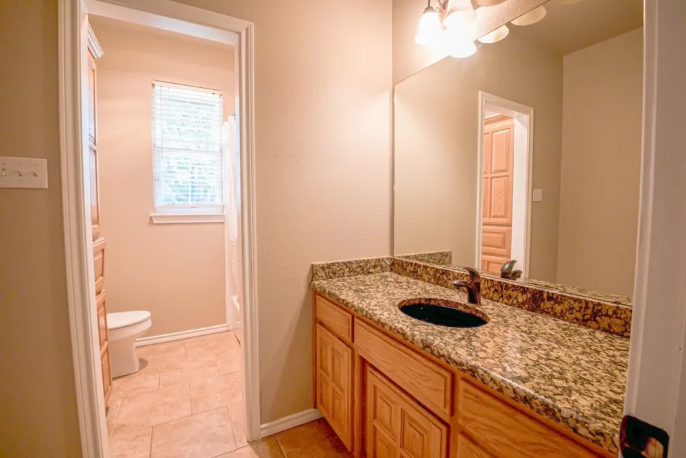 182 Lakeview Drive Aledo, TX 76008