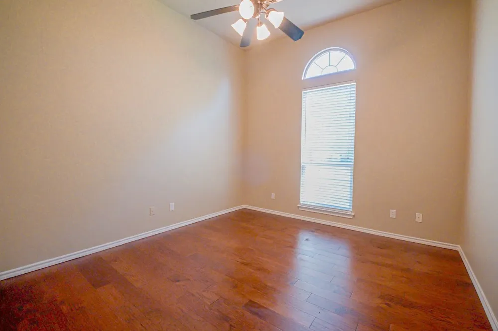 182 Lakeview Drive Aledo, TX 76008