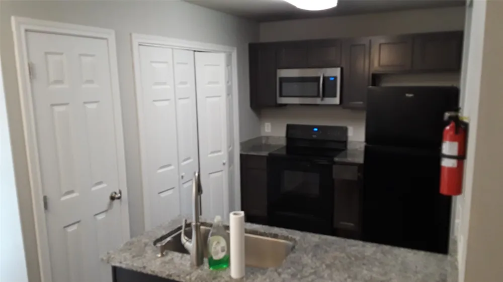 2004 Pecan Street #E Commerce, TX 75428