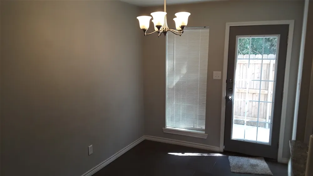 2004 Pecan Street #E Commerce, TX 75428