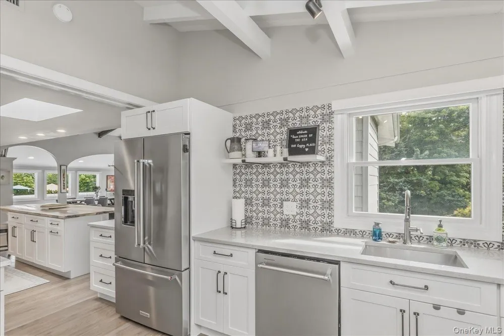 72 Circle Drive Oak Beach, NY 11702