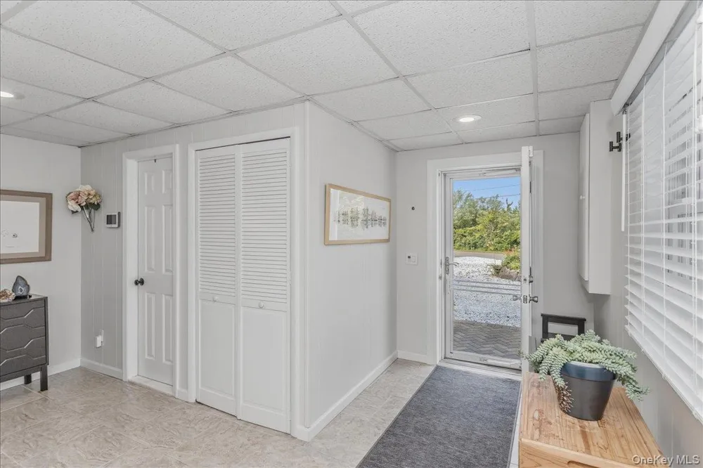 72 Circle Drive Oak Beach, NY 11702