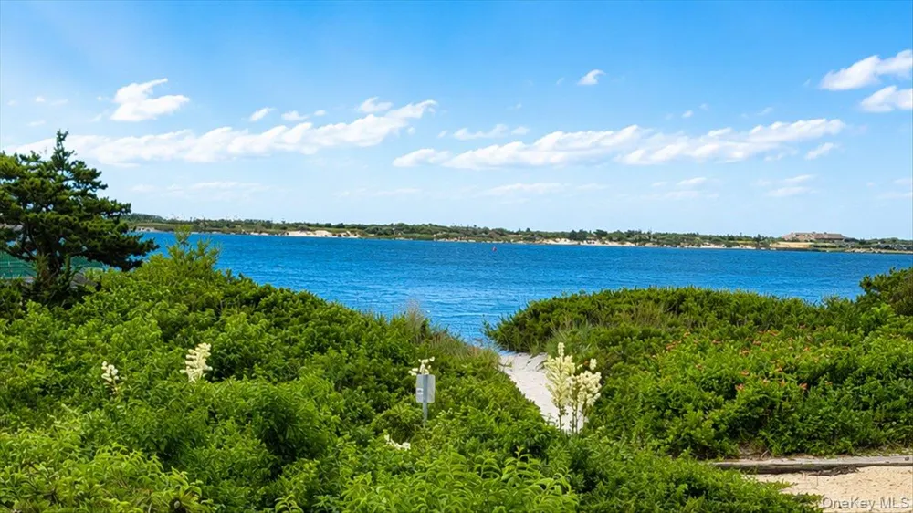 72 Circle Drive Oak Beach, NY 11702