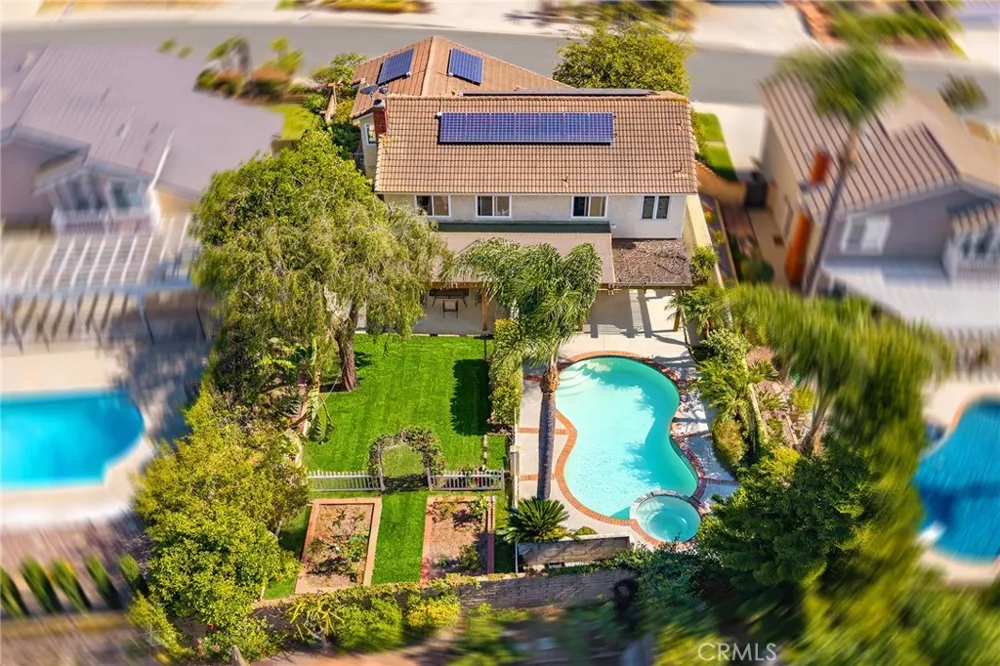 23437 Amberwick Diamond Bar, CA 91765