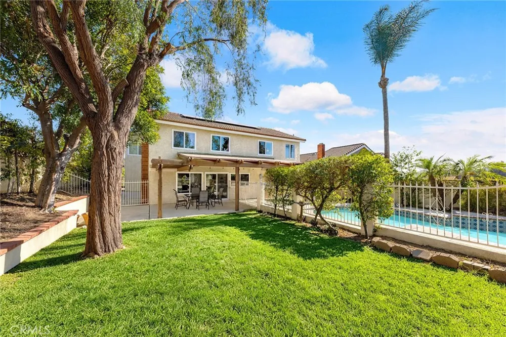 23437 Amberwick Diamond Bar, CA 91765