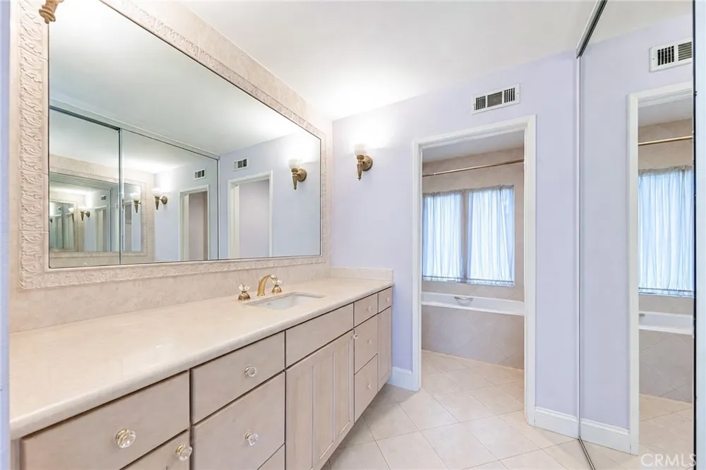 23437 Amberwick Diamond Bar, CA 91765