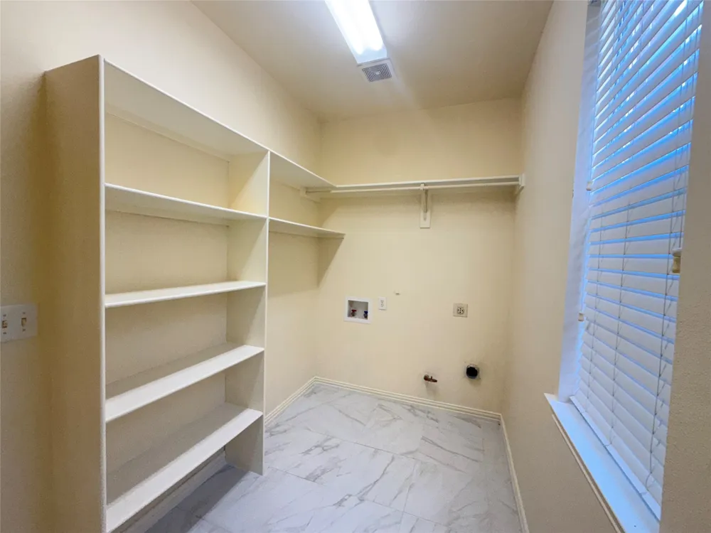 2316 Windy Ridge Court Plano, TX 75025