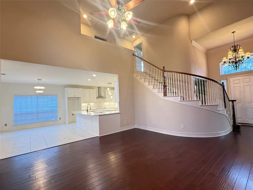 2316 Windy Ridge Court Plano, TX 75025