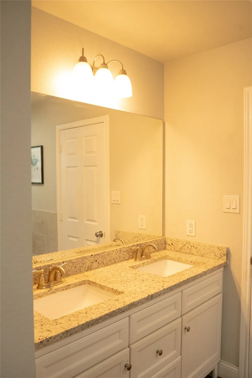 315 W Oak Street Whitewright, TX 75491