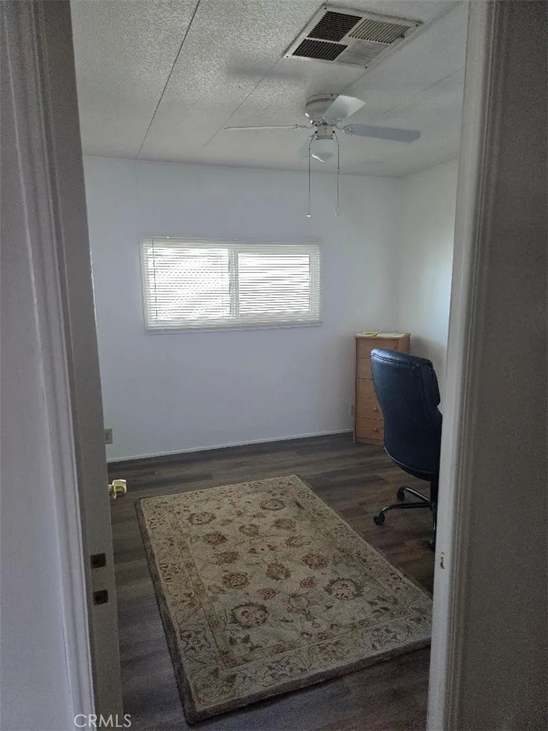 1744 Santiago Hemet, CA 92545