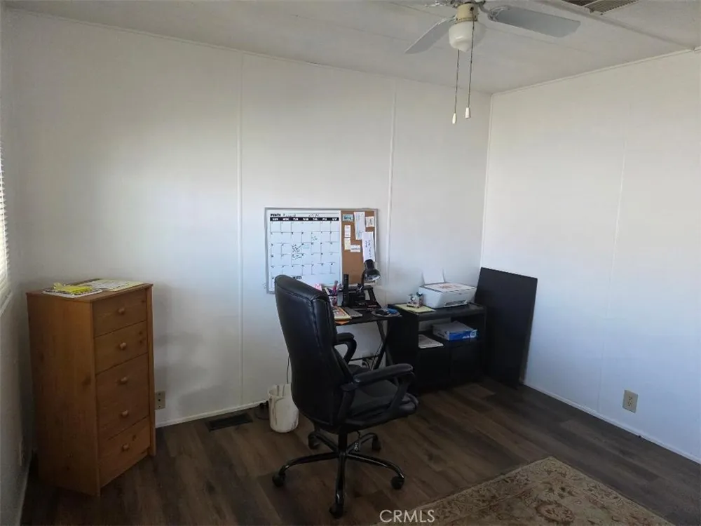 1744 Santiago Hemet, CA 92545