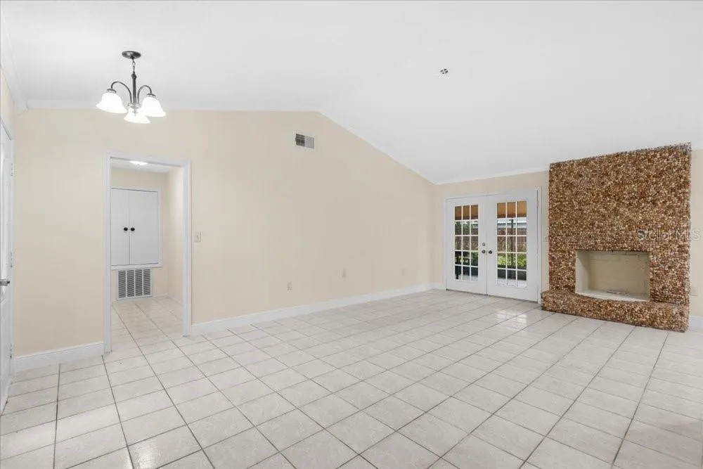 4768 CROSSBOW COURT Orlando, FL 32829