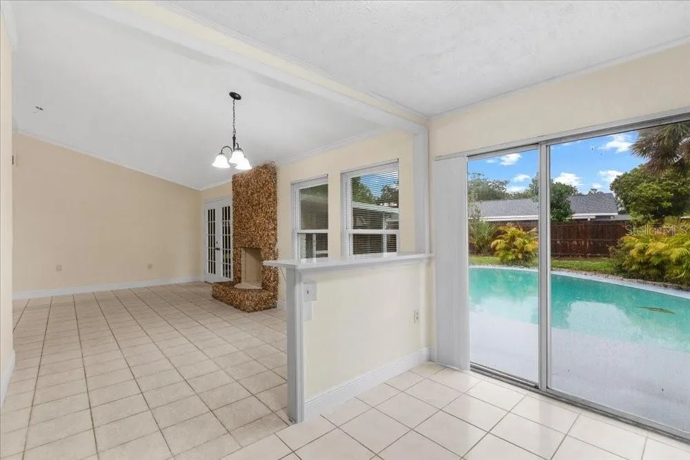 4768 CROSSBOW COURT Orlando, FL 32829