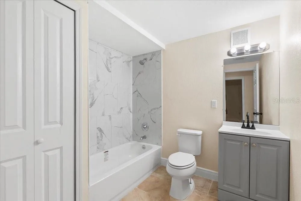 4768 CROSSBOW COURT Orlando, FL 32829