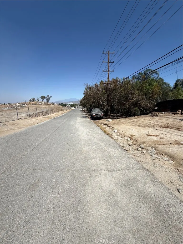 THIRD ST Perris, CA 92457